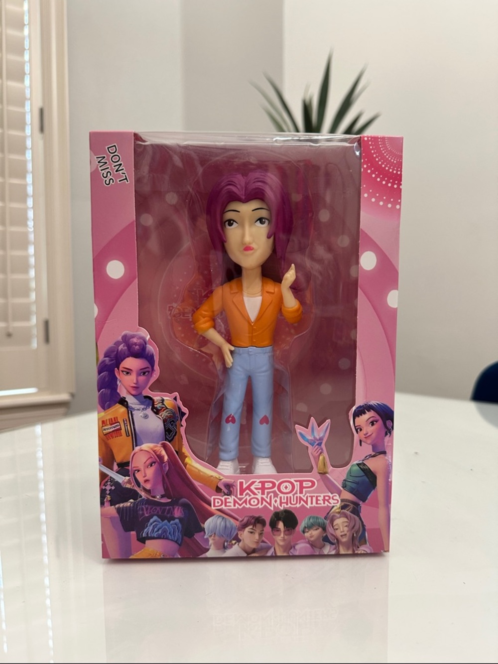 KPOP Demon Hunters Pink Hair Girl Figure - Orange Jacket